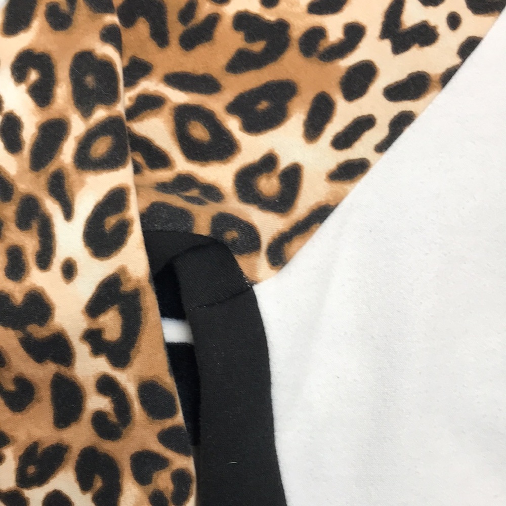 Pink Victoria’s Secret leopard long sleeve xsmall - Picture 13 of 17